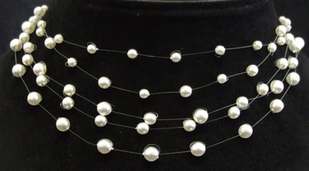 Scattered White Pearl Necklace