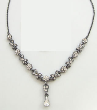 Clear Diamante Small Flower Design Necklace