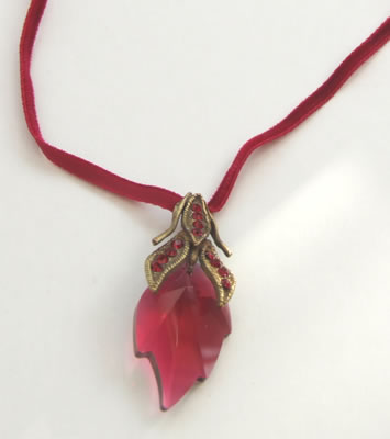 Swarovski Crystal Dark Leaf Design Pendant Set