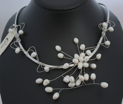 Freshwater Pearl Collar Silver Band Necklace
